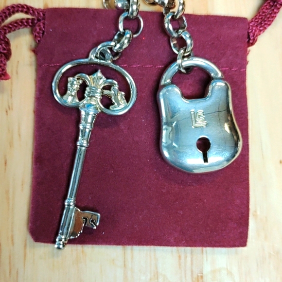 Vintage Liz Claiborne purse/ backpack clip. - Picture 5 of 5